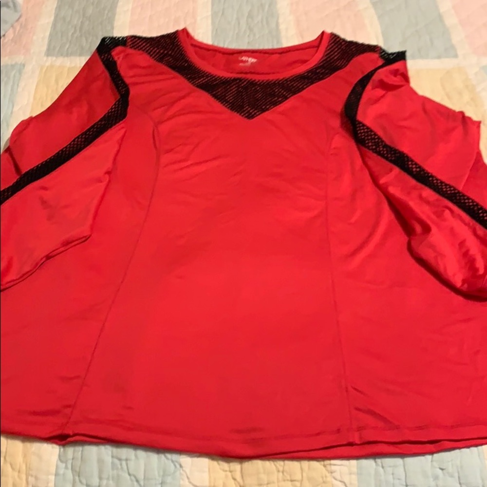 Brand New Workout Top.